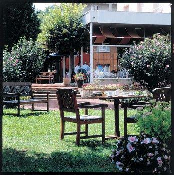 La Bourbonnaise Hotel Serezin-du-Rhone ภายนอก รูปภาพ